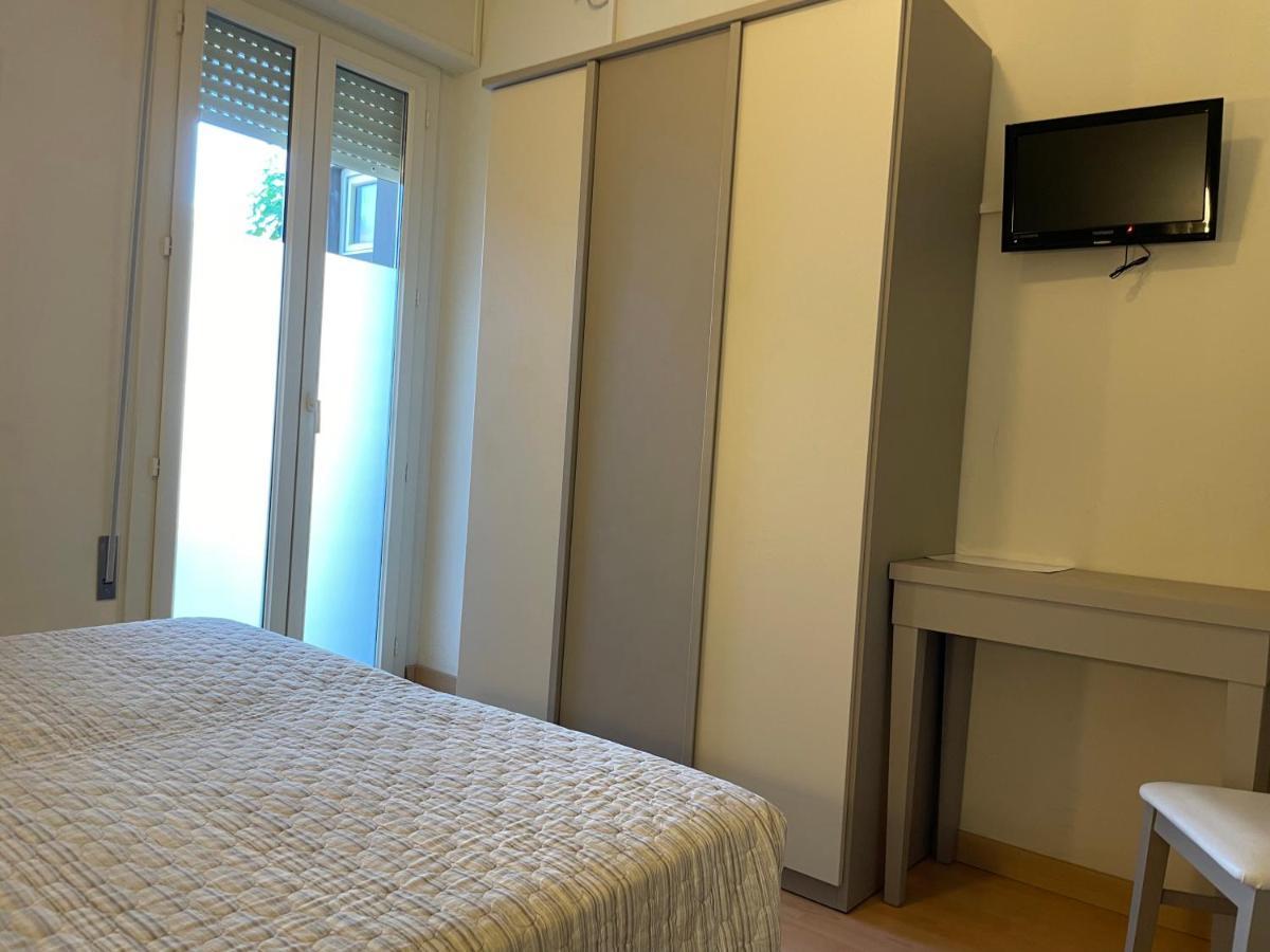 Hotel Vera تْشيزيناتيكو المظهر الخارجي الصورة